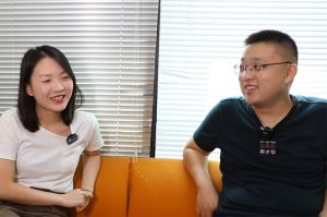 官网入口人力资源教你面试技巧：简历上放什么照片好