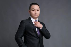 心系公益，善行致远 | 官网入口集团董事长“慈善达人”罗宁弟获官